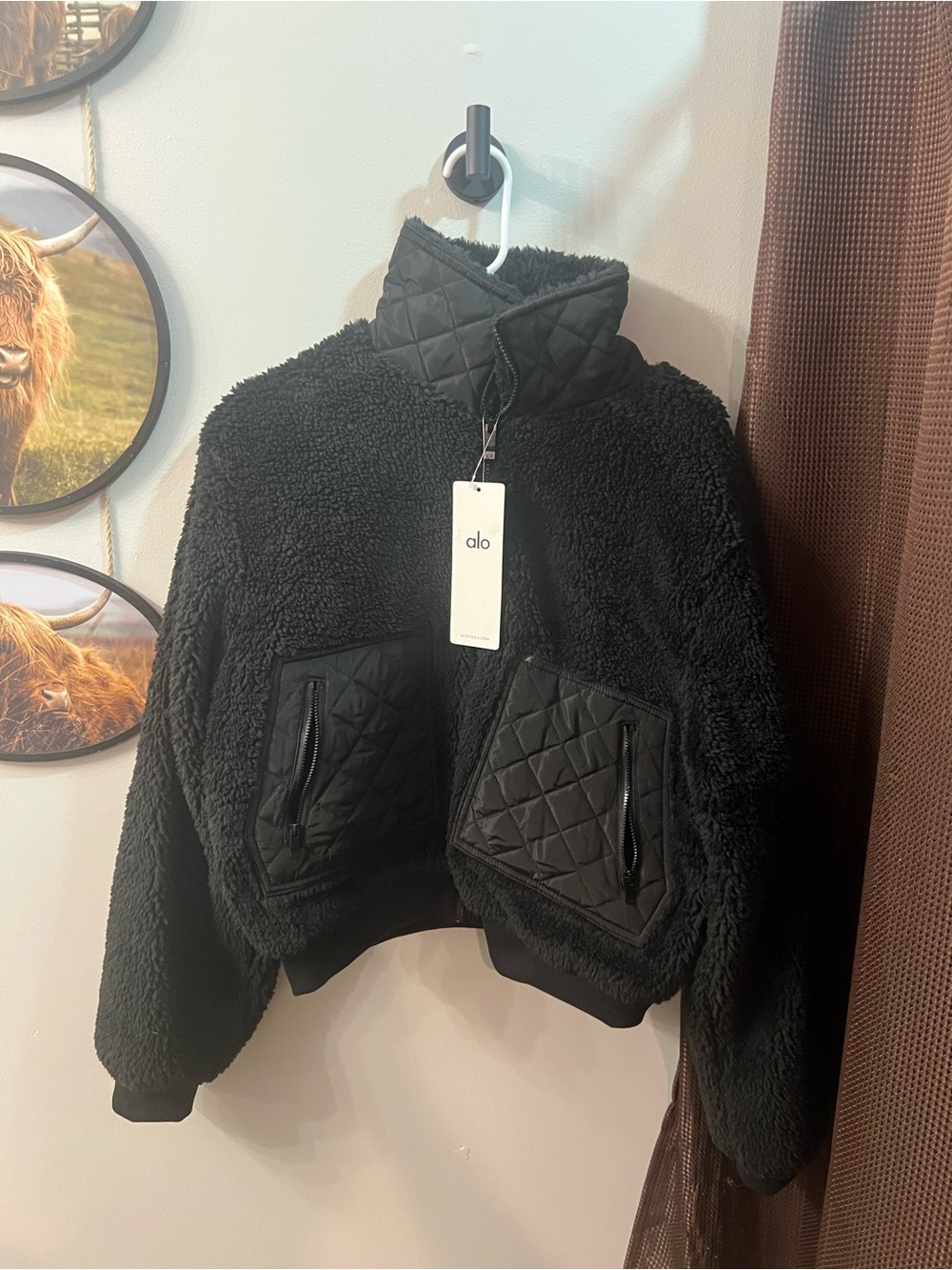 ALO Yoga Black Quilted Sherpa Short Sleeve Jacket